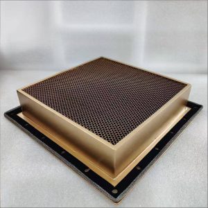 Сотовая вентиляционная панель EMI экранирования 300×300 мм